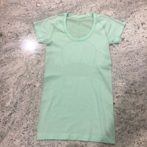 LuLuLemon Run Swiftly Top - 4